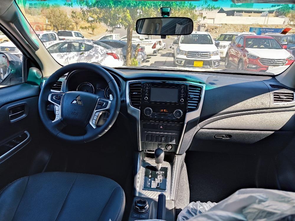میتسوبیشی L200